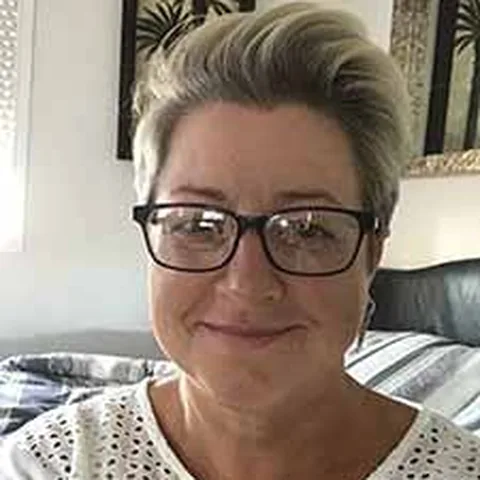 Karen Merton